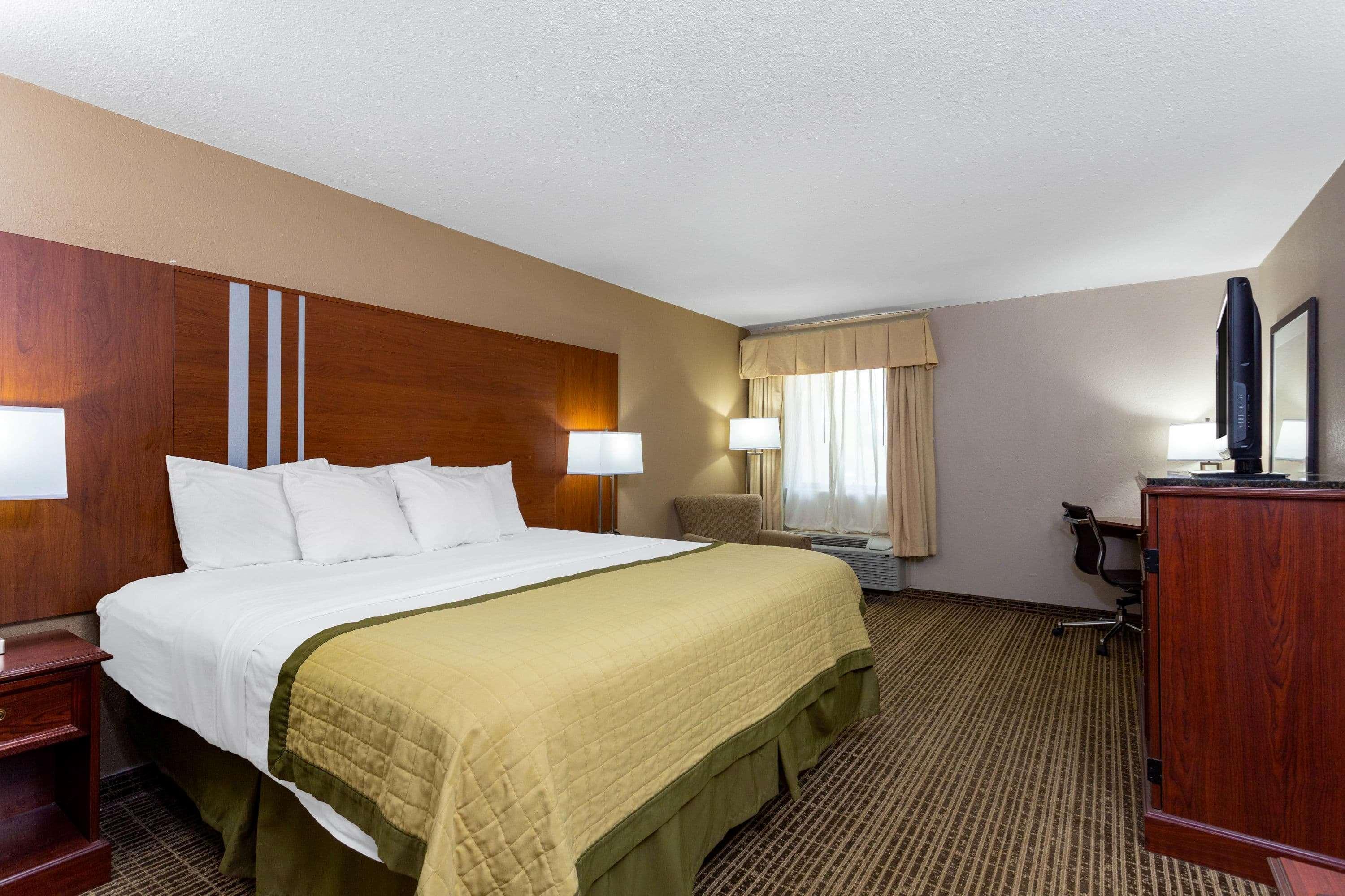 Baymont By Wyndham Elkhart Hotel Ngoại thất bức ảnh