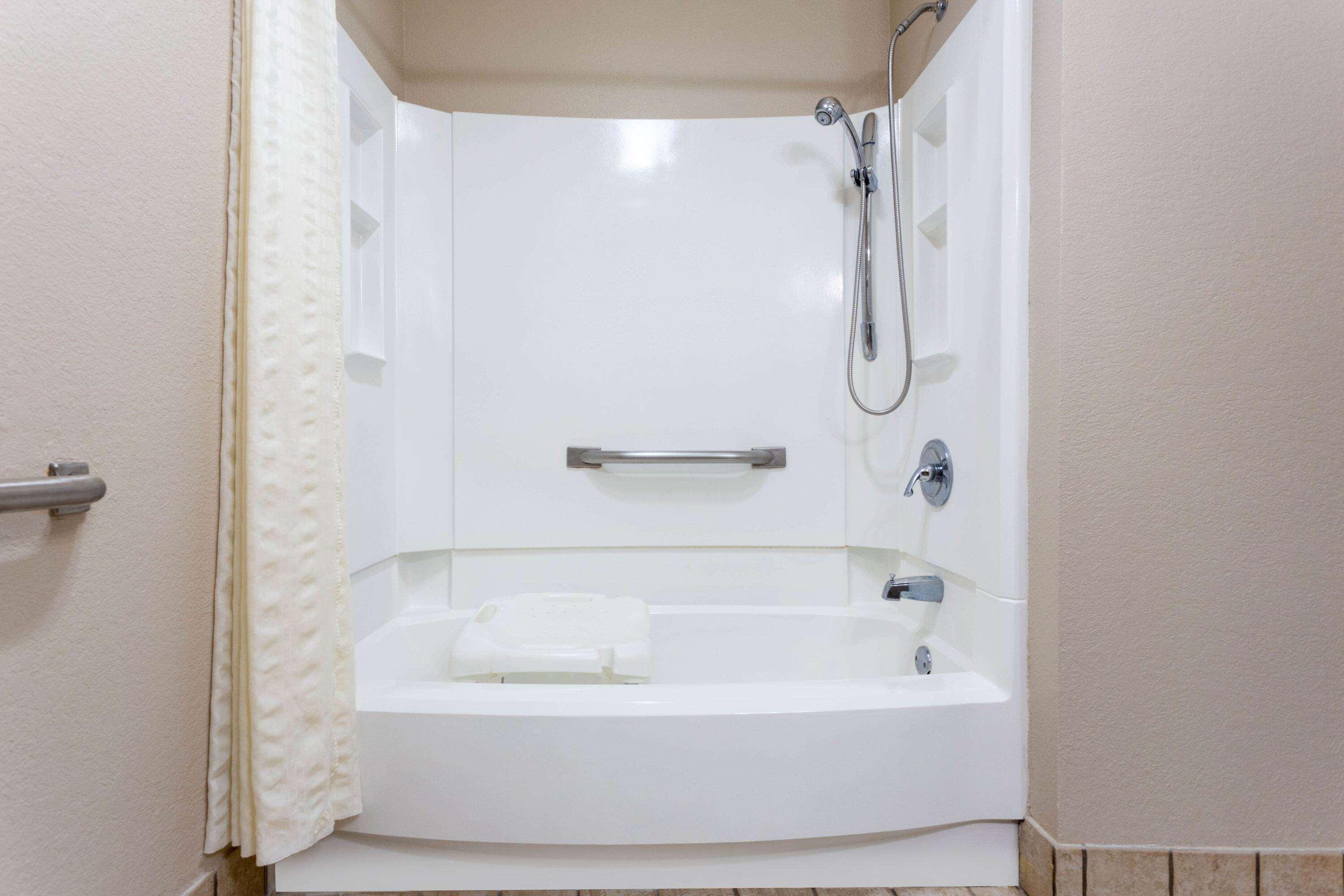 Baymont By Wyndham Elkhart Hotel Ngoại thất bức ảnh