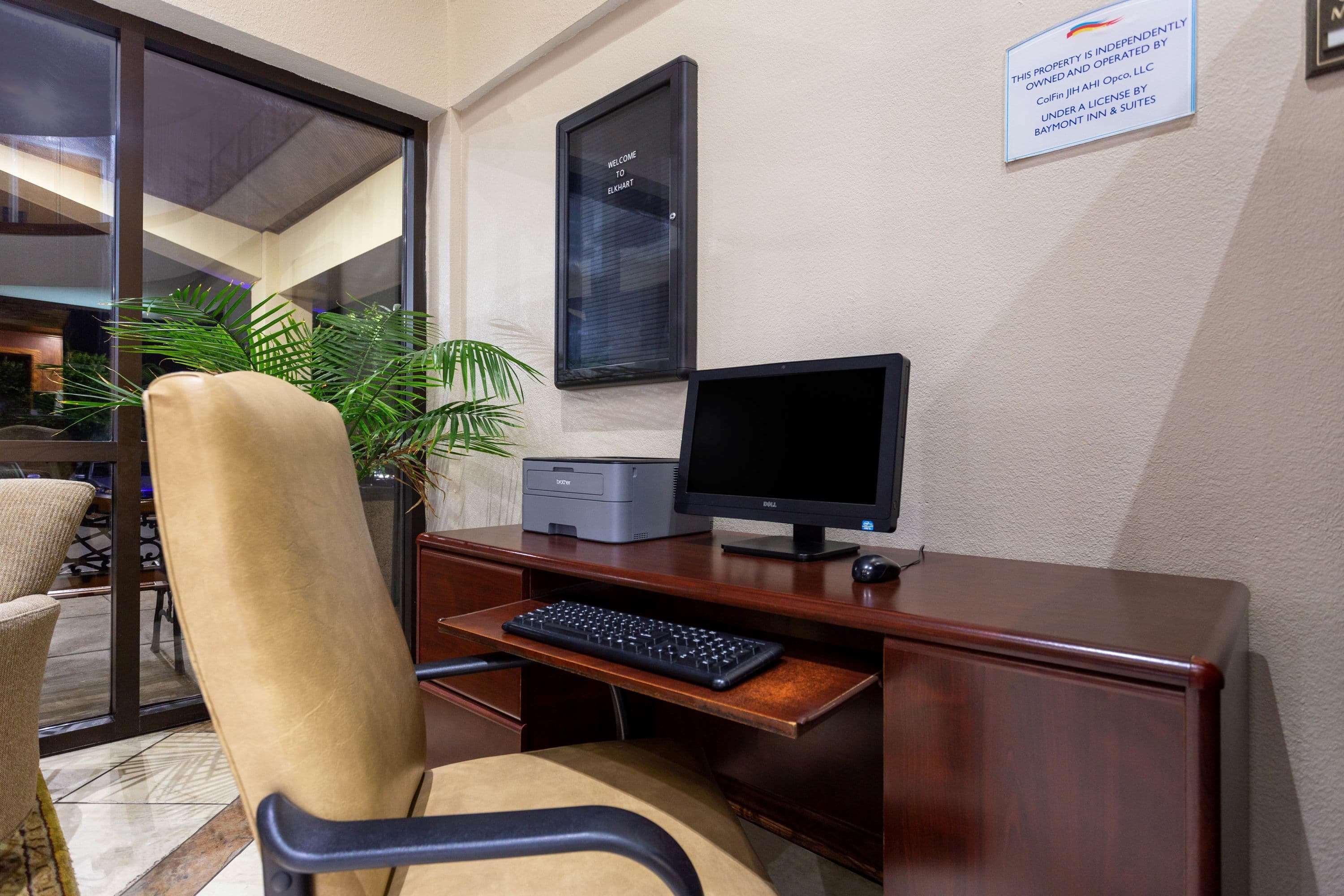Baymont By Wyndham Elkhart Hotel Ngoại thất bức ảnh