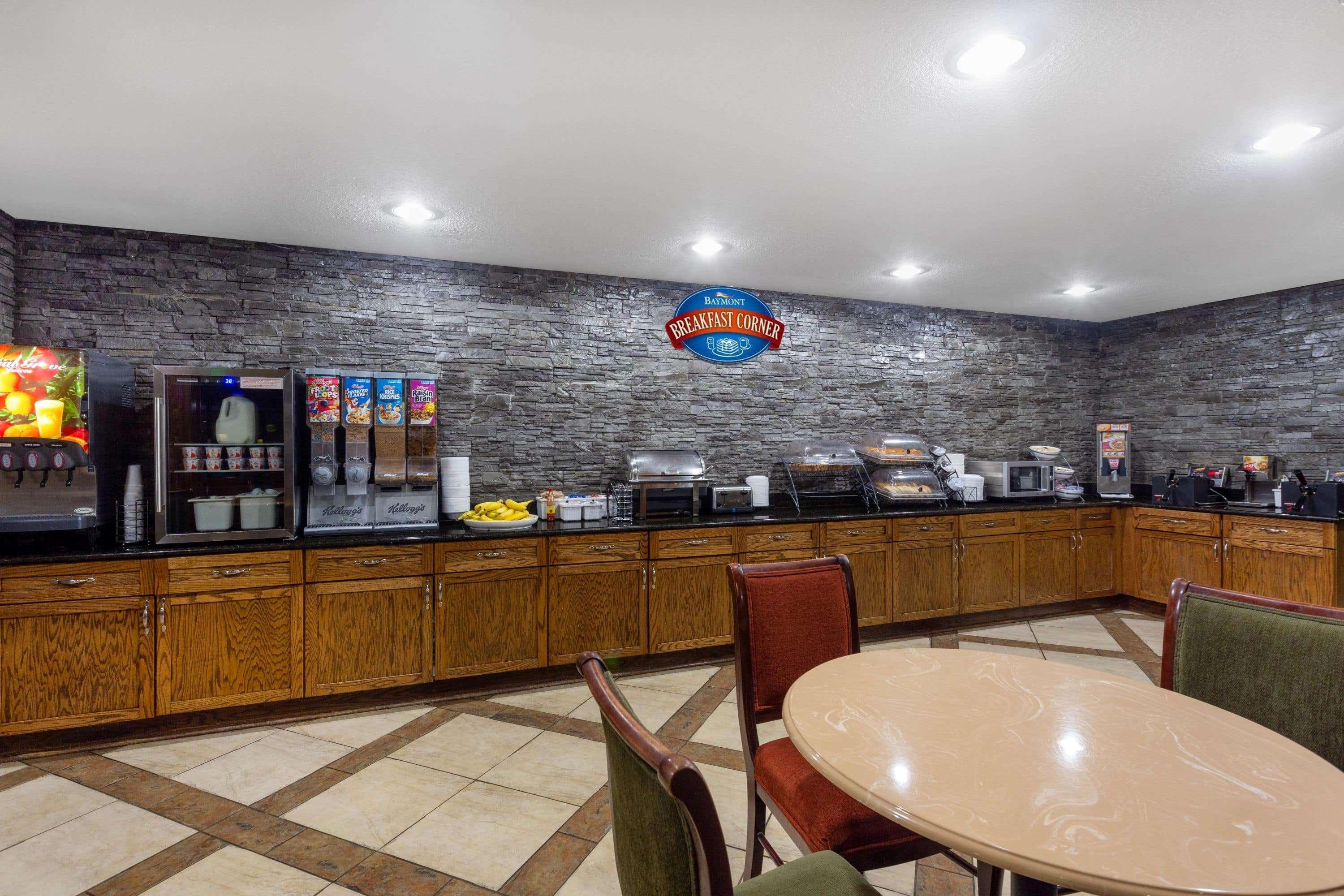 Baymont By Wyndham Elkhart Hotel Ngoại thất bức ảnh