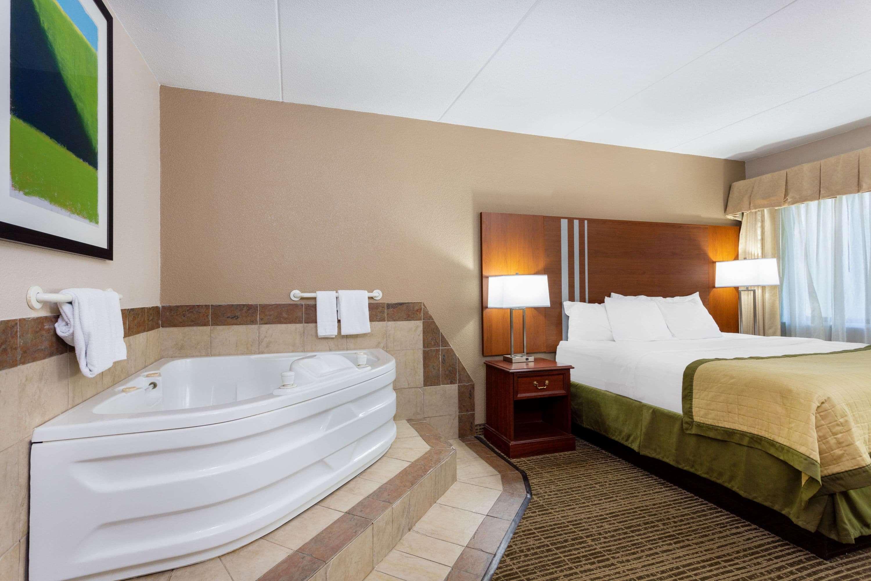 Baymont By Wyndham Elkhart Hotel Ngoại thất bức ảnh